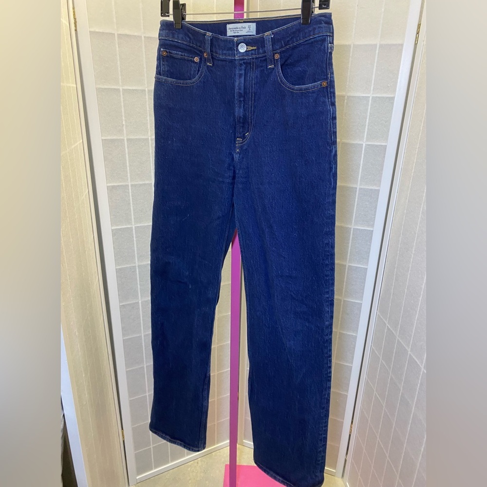 Abercrombie & Fitch Classic Blue Woman’s jeans